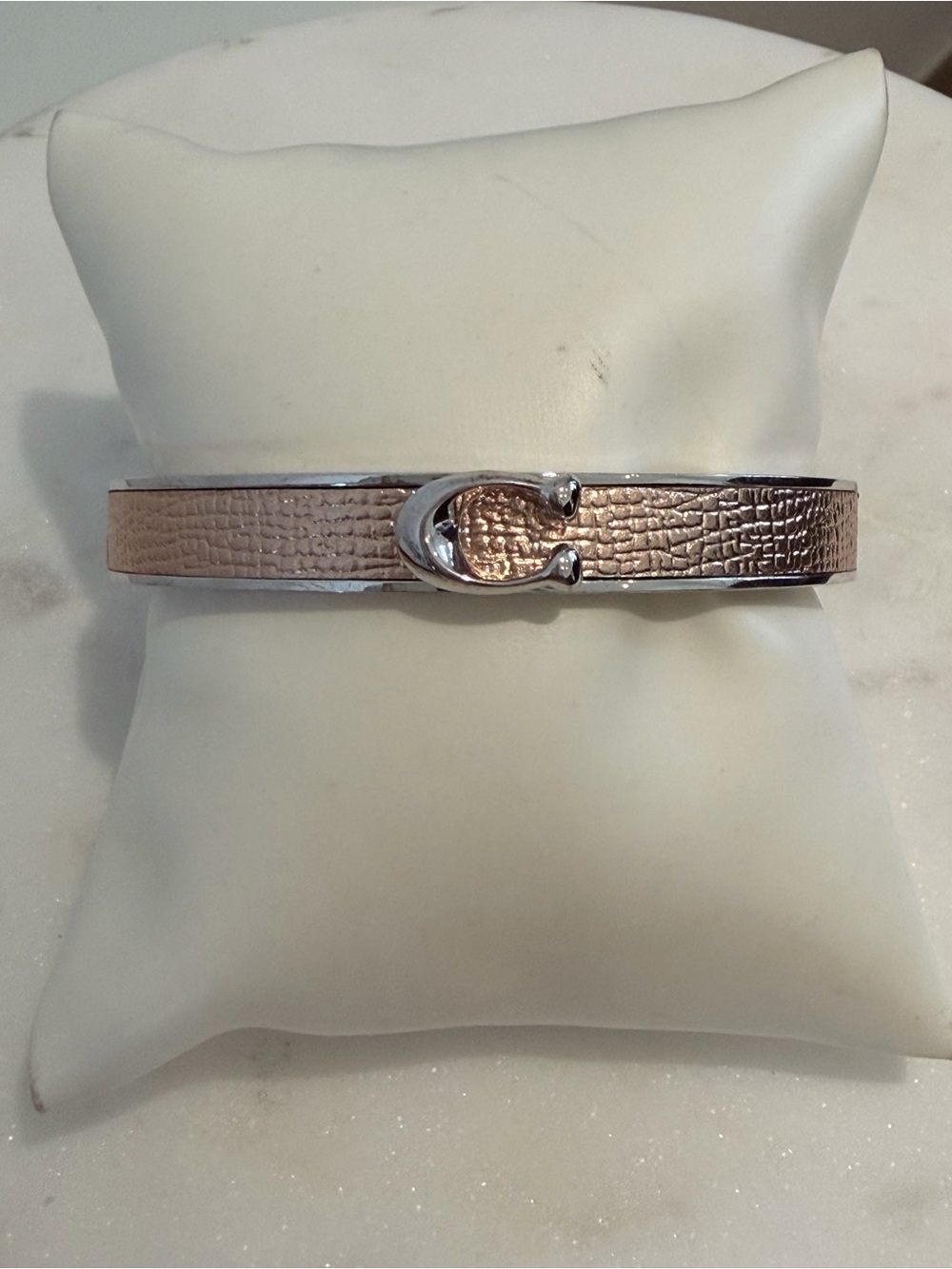 COACH Rose Gold & Silver Tone
Signature Push Hinged Bangle Bracelet